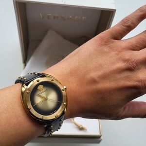 NWT Versace Shadov Womens Watch